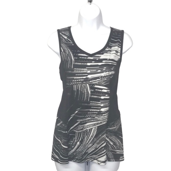 TEK GEAR Black & White Athletic Activewear Tank Top - Picture 1 of 5